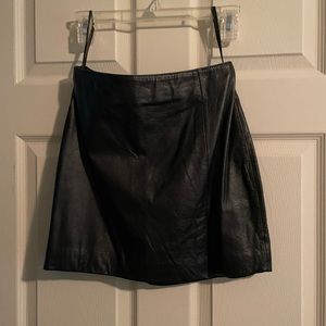 Vintage 80’s Wilson’a leather mini skirt